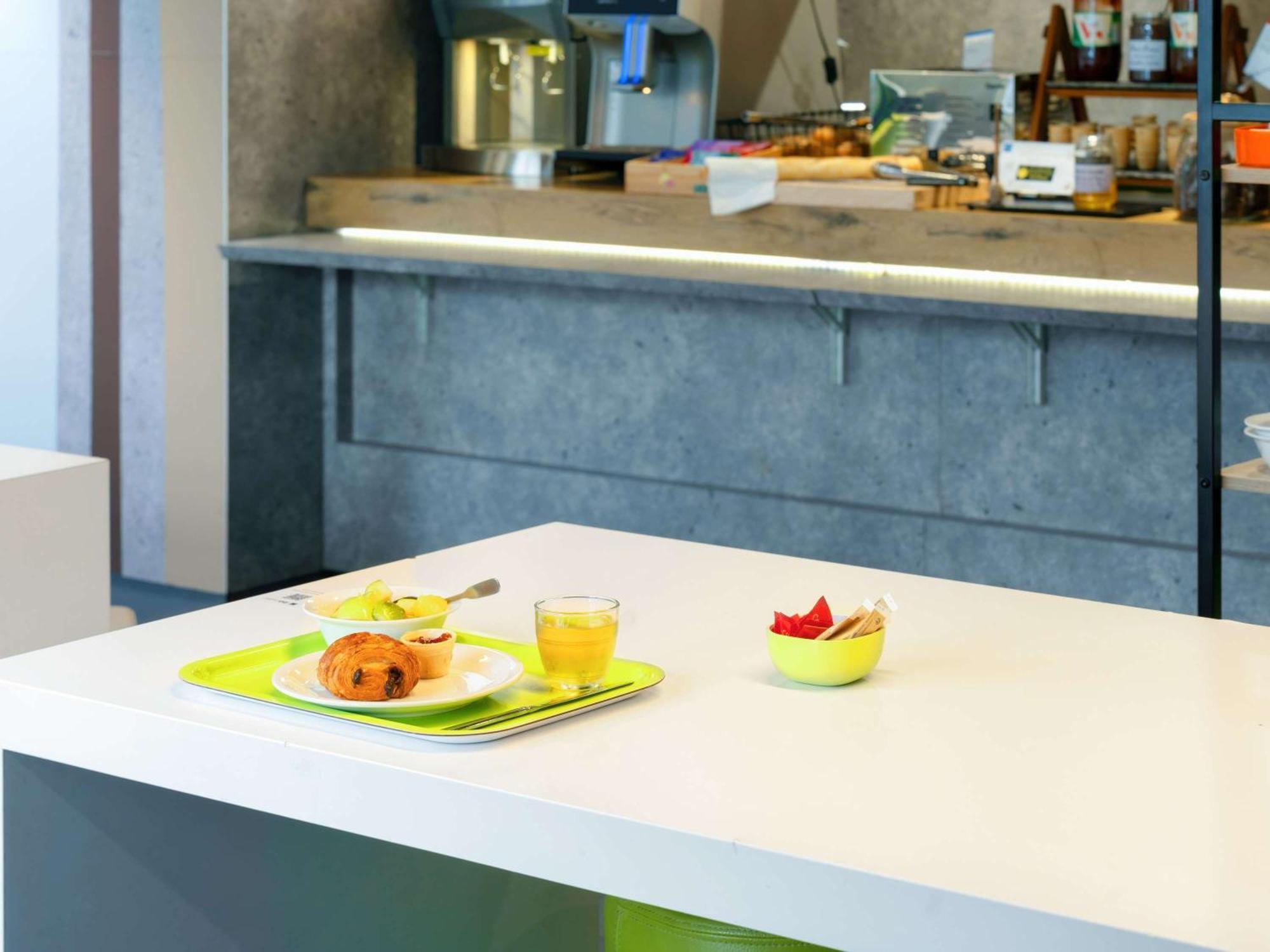 Ibis Budget Manosque Cadarache Exterior foto